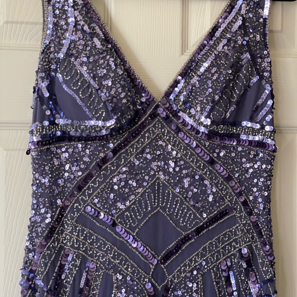 Elegant Sequin Evening Dress in Purple/lavender